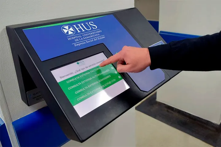 Sistema de gestión de turnos y atención de usuarios en Hospital Universitario